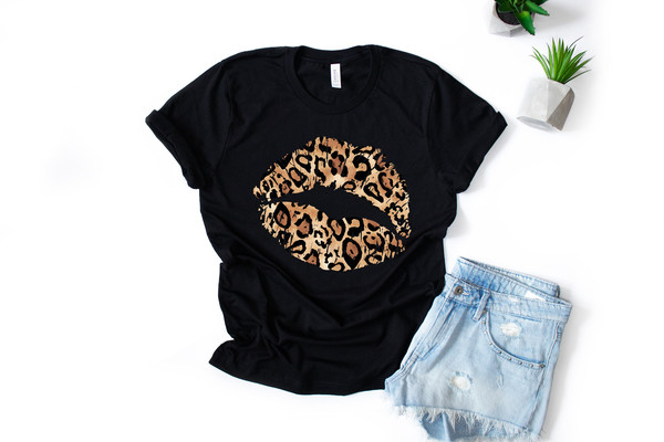 Leopard Lips - Lips Shirt, Mom shirt, Mom life, Cougar shirt, Leopard print, Lucious Lips shirt, Cheetah Print, Red Lips - 3.jpg