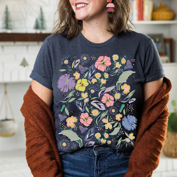 Flower T-Shirt, Wildflower Shirt, Floral Shirt, Botanical Shirt, Vintage T-shirt, Vintage Botanical, Vintage Flower Shirt, Floral Shirt - 4.jpg