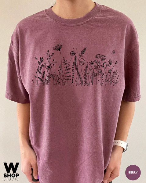 Wildflower Tshirt, Comfort Colors Shirt, Floral Tshirt, Flower Shirt, Gift for Women, Oversized Ladies Shirts, Best Friend Gift - 5.jpg