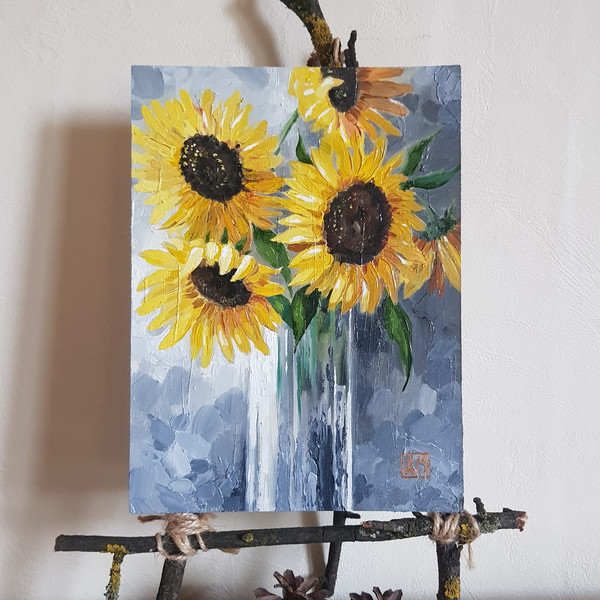 001 Oil painting Cute Still life with sunflowers 6.8- 9.2 in (17.5-23.5 cm)..jpg