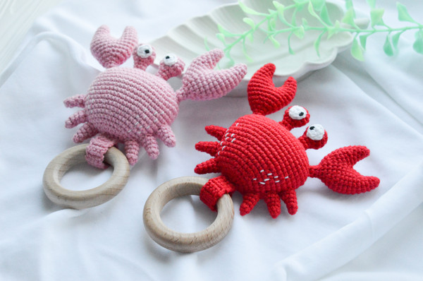 crochet crab toy.jpg