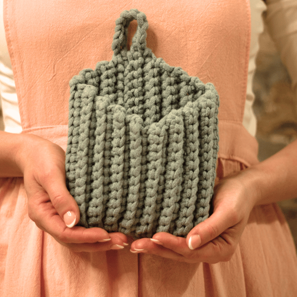 Crochet basket pattern (3).png