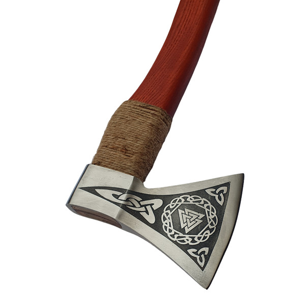 Axe3.png
