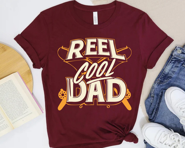 Reel Cool Dad Vintage Fishing Fisherman Father's Day T-Shirt