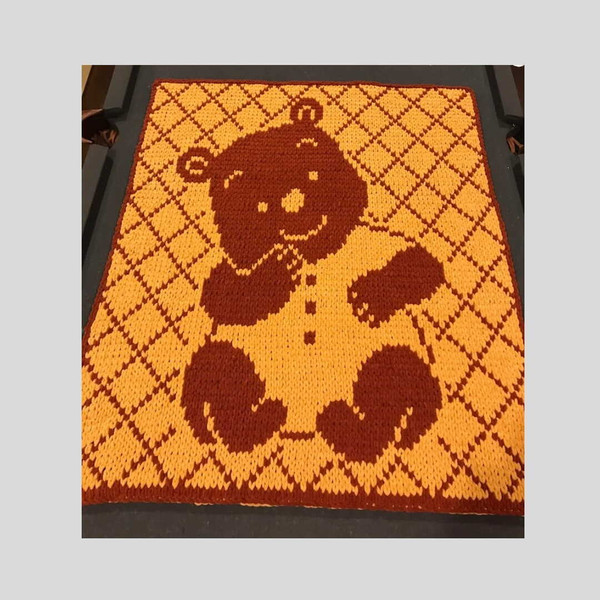 loop-yarn-bear-baby-blanket-8.jpg