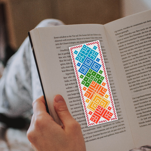 monochrome cross stitch bookmark pattern