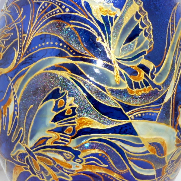 Cobalt blue hand painted vase. living collectibles  (1).jpg