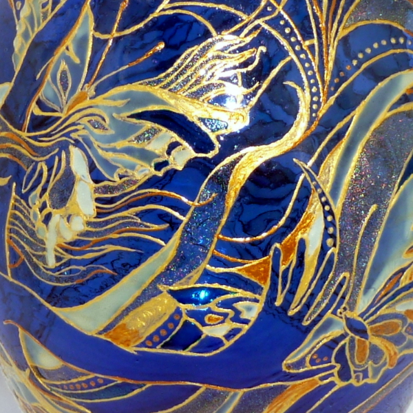 Cobalt blue hand painted vase. living collectibles  (14).jpg