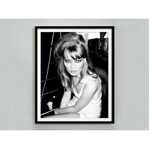 MR-247202322159-kate-moss-poster-black-and-white-fashion-print-vintage-photo-feminist-poster-kate-mos-print-wall-art-instant-download-room-decor.jpg