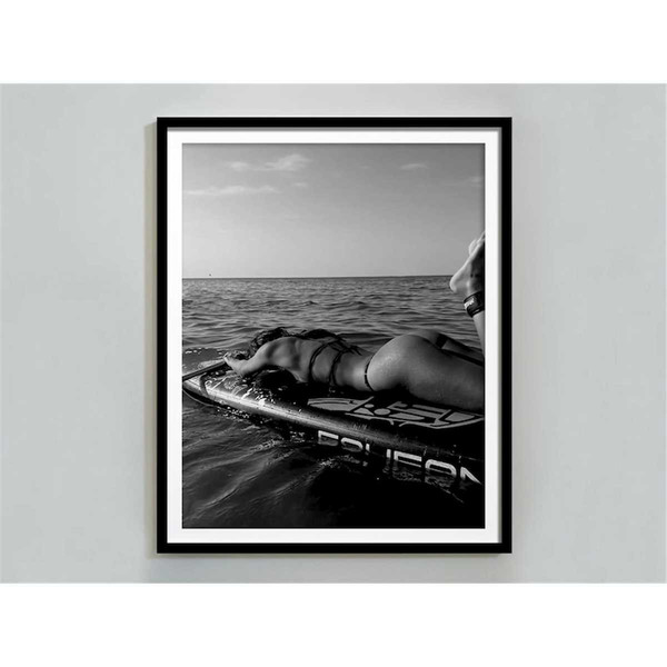 MR-2472023222253-woman-surfing-in-hawaii-print-black-and-white-wall-art-beach-photography-vintage-surf-poster-beach-house-decor-summer-poster-printable.jpg