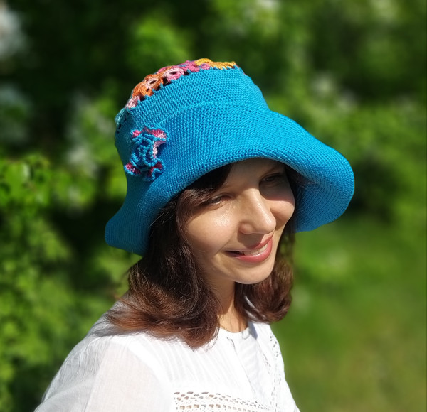 women's summer hat.jpg