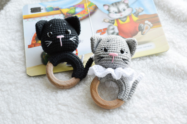 cute crochet cat.jpg