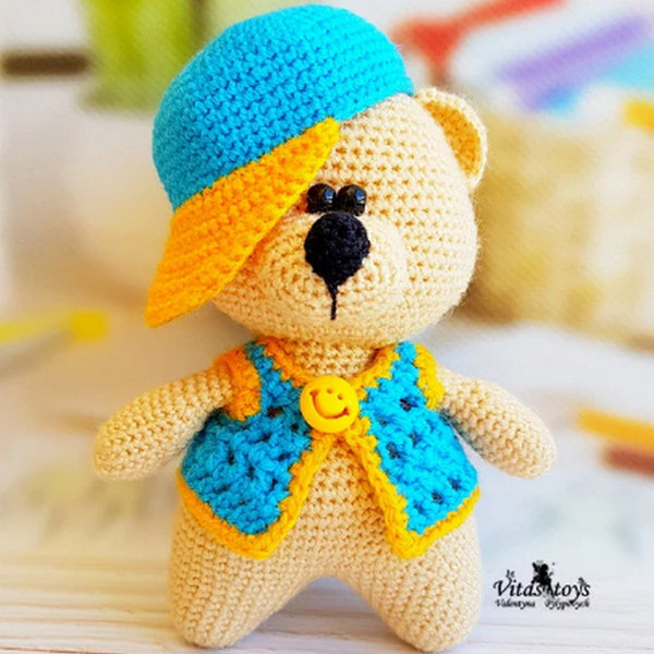 knitting bear.png