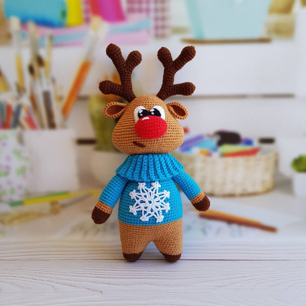 crochet deer brown.jpg