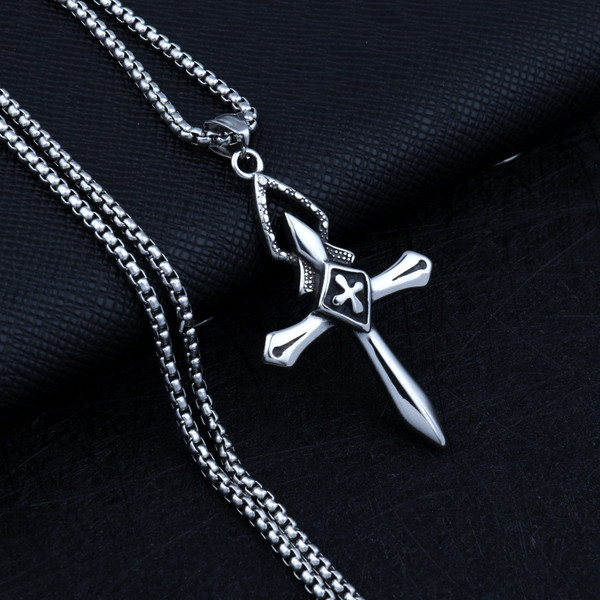 Jewelry-Accessories-Sailor-Moon-Mother-Kids-One-Piece-Pearl-Necklace-Vivienne-Westwood-Necklace-Cross-Fashion-Cross (3).jpg