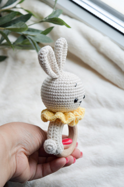 rabbit crochet rattle.jpg