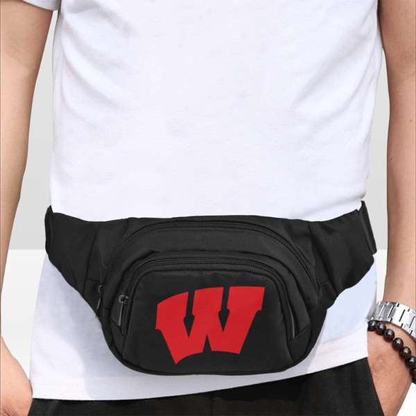 Wisconsin Badgers Fanny Pack, Waist Bag.png