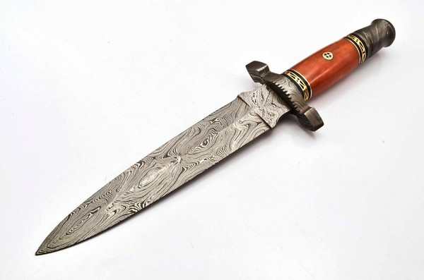Damascus knife.jpg