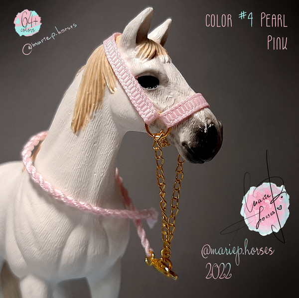 3-show-IU-schleich-horse-tack-accessories-model-toy-halter-and-lead-rope-MariePHorses-Marie-P-Horses.png