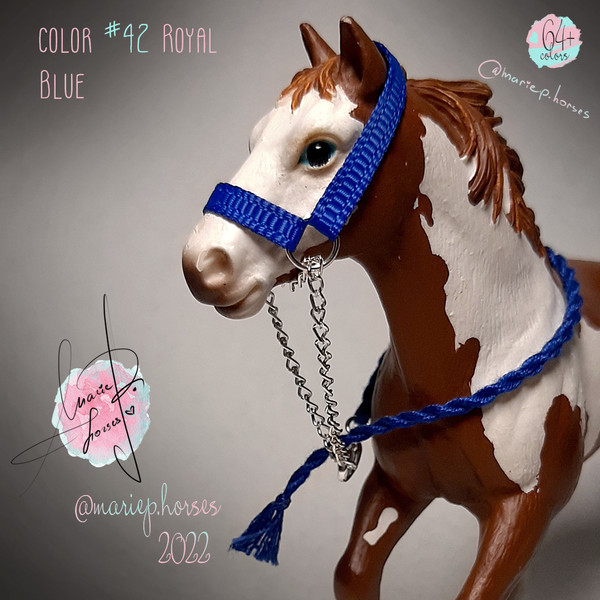 9-show-IU-schleich-horse-tack-accessories-model-toy-halter-and-lead-rope-MariePHorses-Marie-P-Horses.png