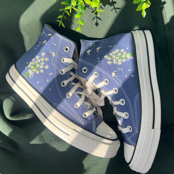 Embroidered Converse Chuck Taylors 1970s Custom Converse White Chrysanthemum Bouquet And Bees Embroidered Logo Chrysanthemum Garden - 6.jpg