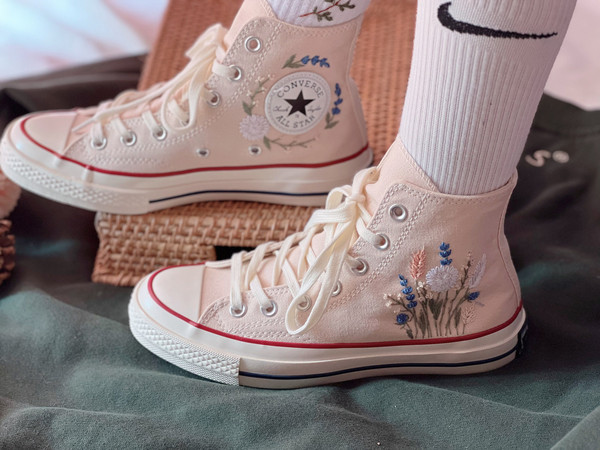 Embroidered Converse Chuck Taylors 1970sCustom Converse Multicolored Flower Clusters Embroidered Converse High Tops,Chrysanthemum,Lavender - 7.jpg