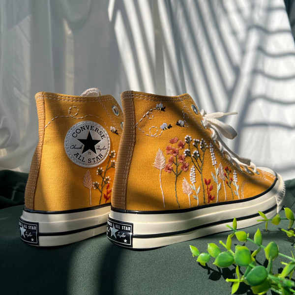 Embroidered Converse Custom Converse Colorful Bees And Flower Garden Flower ConverseMommy And Me OutfitsCustom Logo 1970s - 6.jpg