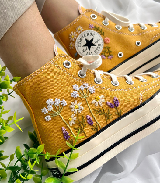Embroidered ConverseConverse High TopsEmbroidered Sweet Rose And Lavender GardenConverse Chuck Taylor 1970s Flower Converse Dandelion - 3.jpg