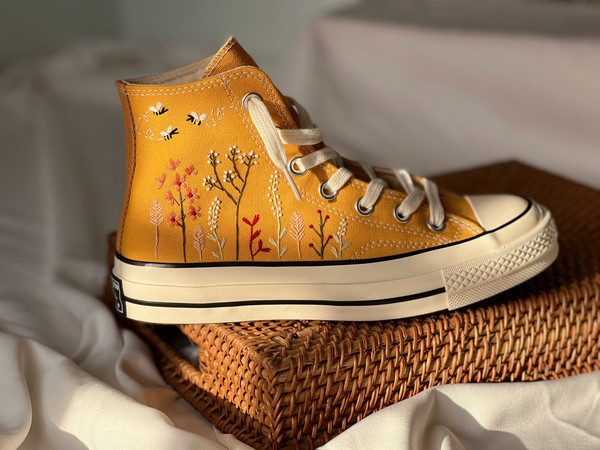 Embroidered ConverseFloral ConverseCustom Converse Colorful Bees And Flower GardenCustom Logo Converse Chuck Taylors 1970sGift For Her - 7.jpg