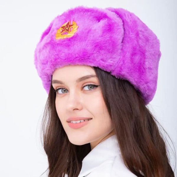 Russian army ushanka hat.jpg