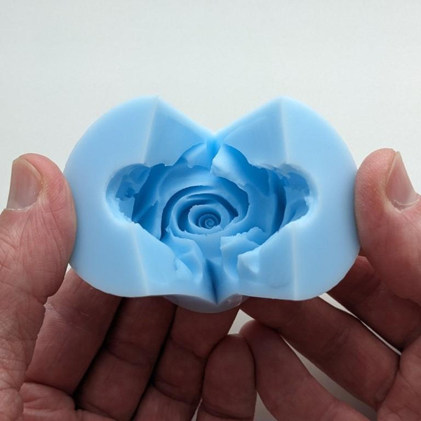 Rose silicone mold open