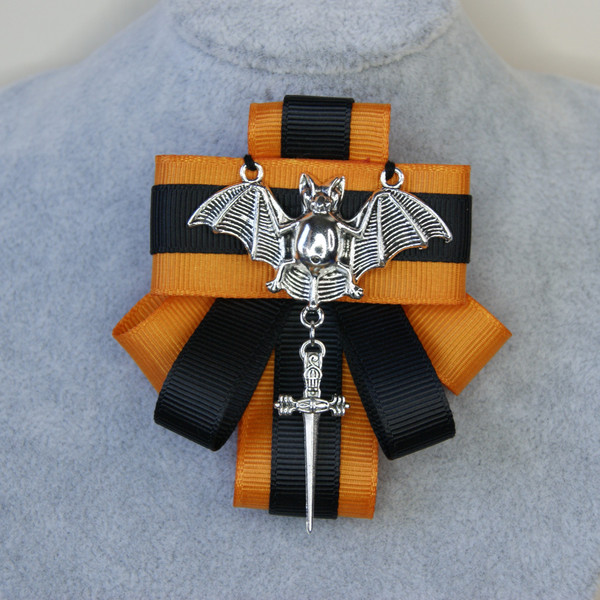 Halloween bow tie brooch Black collar bow brooch with bat Big bat