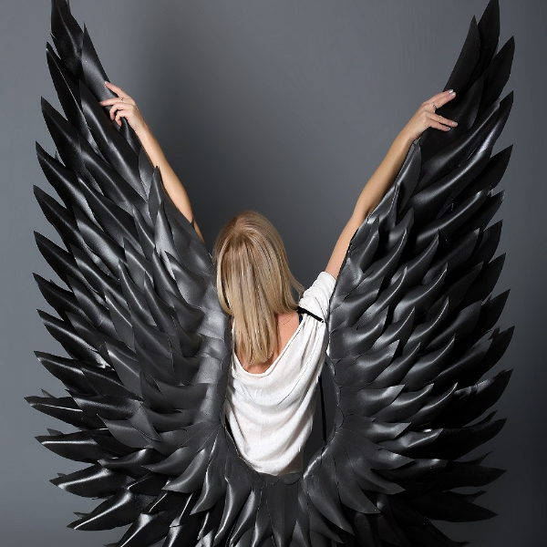Black  Feather Angel Wings 8.jpg