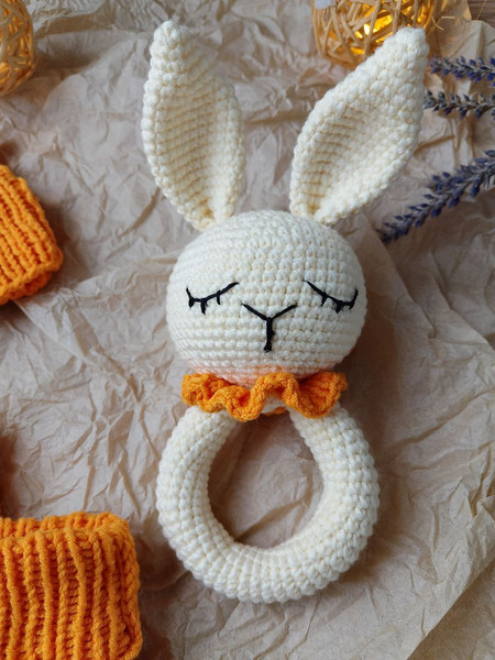 Gift box for baby set orange rodents bunny.jpg