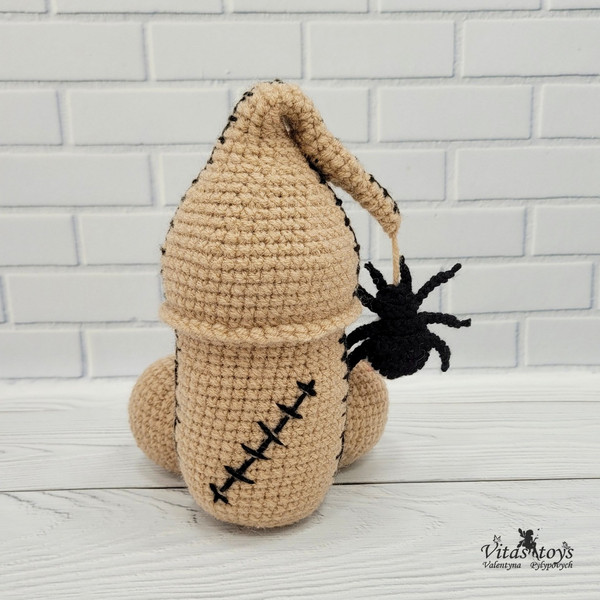 Creepy crochet toy.jpg