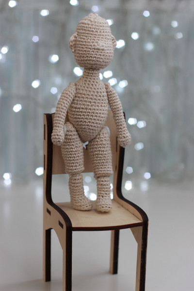 doll crochet pattern  (21).JPG