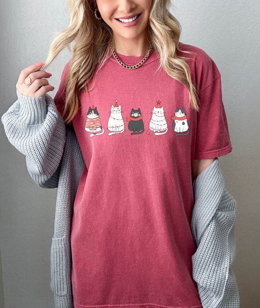 Cute Cat Christmas Shirt, Cat Lover Gift For Christmas, Cat Mom Shirt, Merry Christmas Shirt, Womens Christmas Shirt, Gift For Christmas - 6.jpg