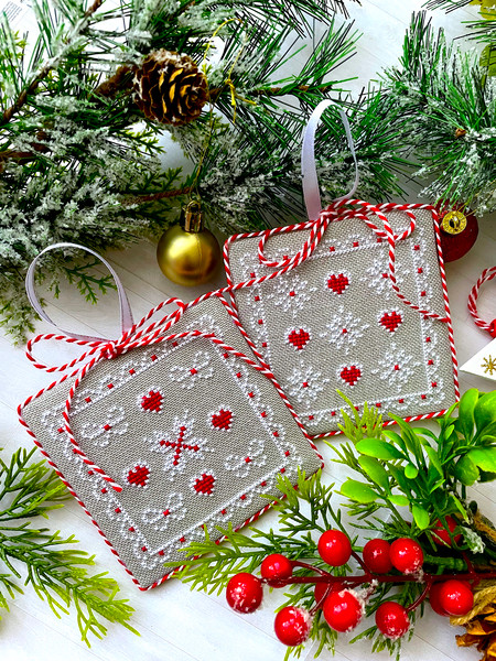 SET of 2 LACY CHRISTMAS ORNAMENTS cross stitch pattern PDF - Inspire Uplift