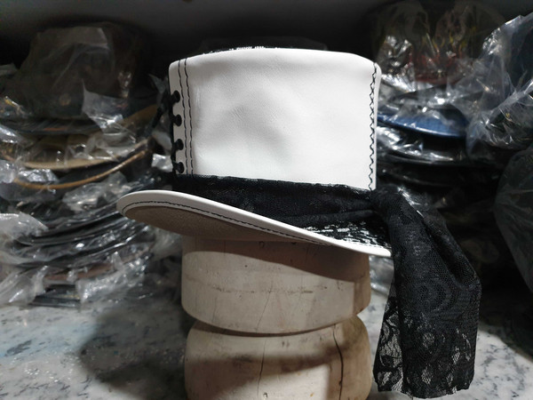Steampunk Black Crusty Band White Leather Top Hat (7).jpg