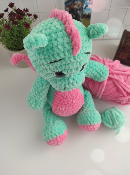 Knitted-toy-Dragon-4