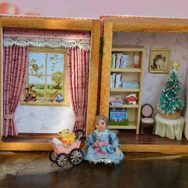 Tiny- doll- with -accessories- in- a- wooden- casket-  at- a- scale- of -1:24-2