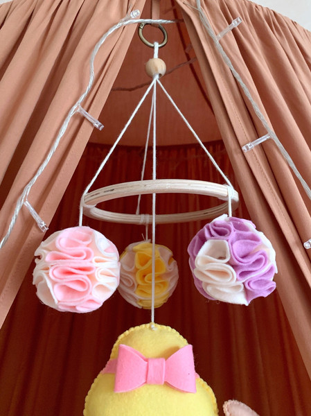 Ballerina-baby-crib-mobile-ornaments-nursery-girl-decor-3.jpg