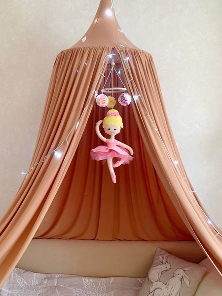 Ballerina-baby-crib-mobile-ornaments-nursery-girl-decor-5.jpg