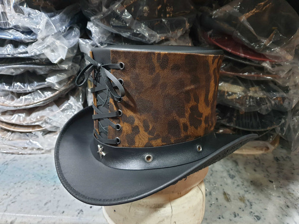 Steampunk Victorian Fabric Vest Leather Top Hat (2).jpg