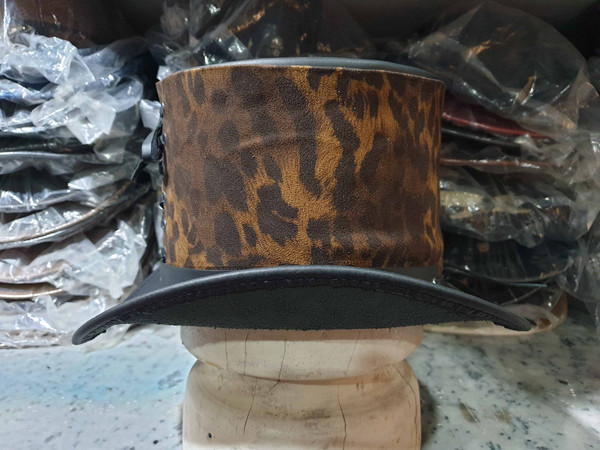 Steampunk Victorian Fabric Vest Leather Top Hat (4).jpg