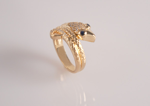 snake-yellowgold-ring-sapphire-diamonds-valentinsjewellery-5.jpg