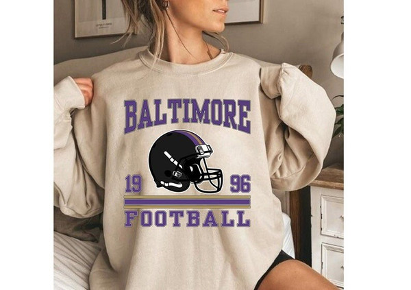 Vintage 90s Baltimore Cardinal Football Crewneck Sweatshirt, Baltimore Football T-Shirt, Vintage Style Baltimore Sweatshirt, Cardinal Shirt.jpg