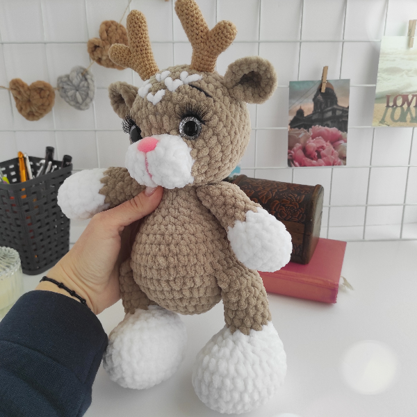 Knitted-deer-toy-5
