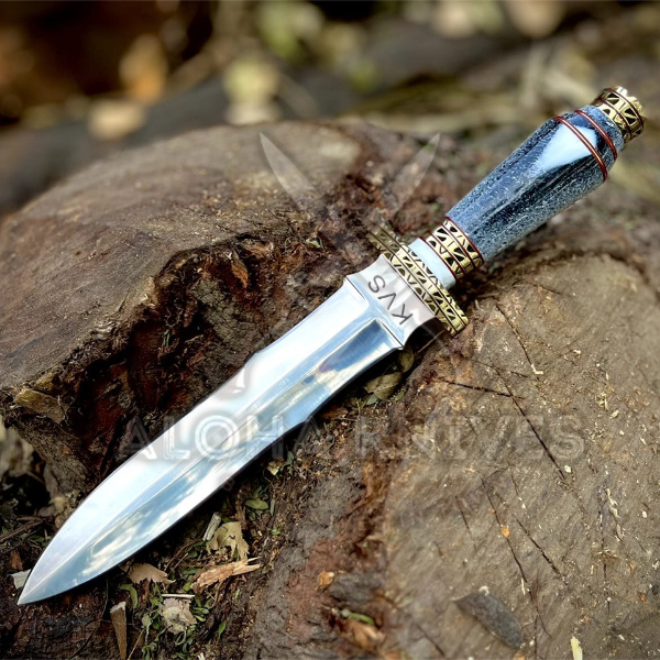 handmade-custom-dagger-with-resin-handle (7).jpeg