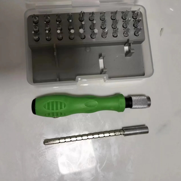Tool-Repair-32-In-1-Screwdriver-Set-Precision-Mini-Magnetic-Screwdriver-Bits-Kit-Phone-Mobile-IPad (1).jpg